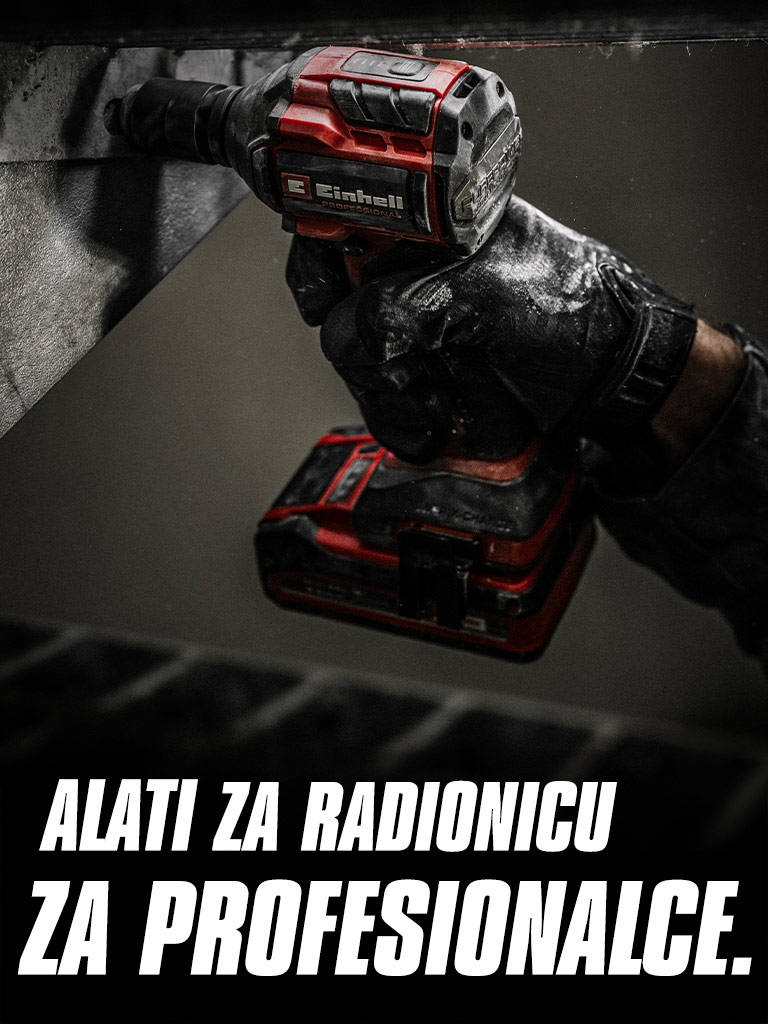 Roka drži rdeči akumulatorski udarni vijačnik, ki se uporablja na kovinskem nosilcu, z besedilom "Električna orodja za profesionalce".